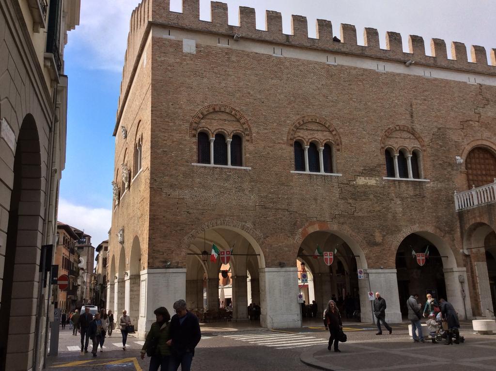 Appartement La Loggia Al Duomo - Trévise Extérieur photo